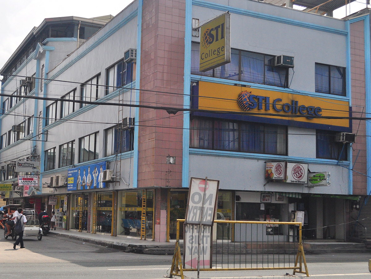 STI College Angeles Angeles City